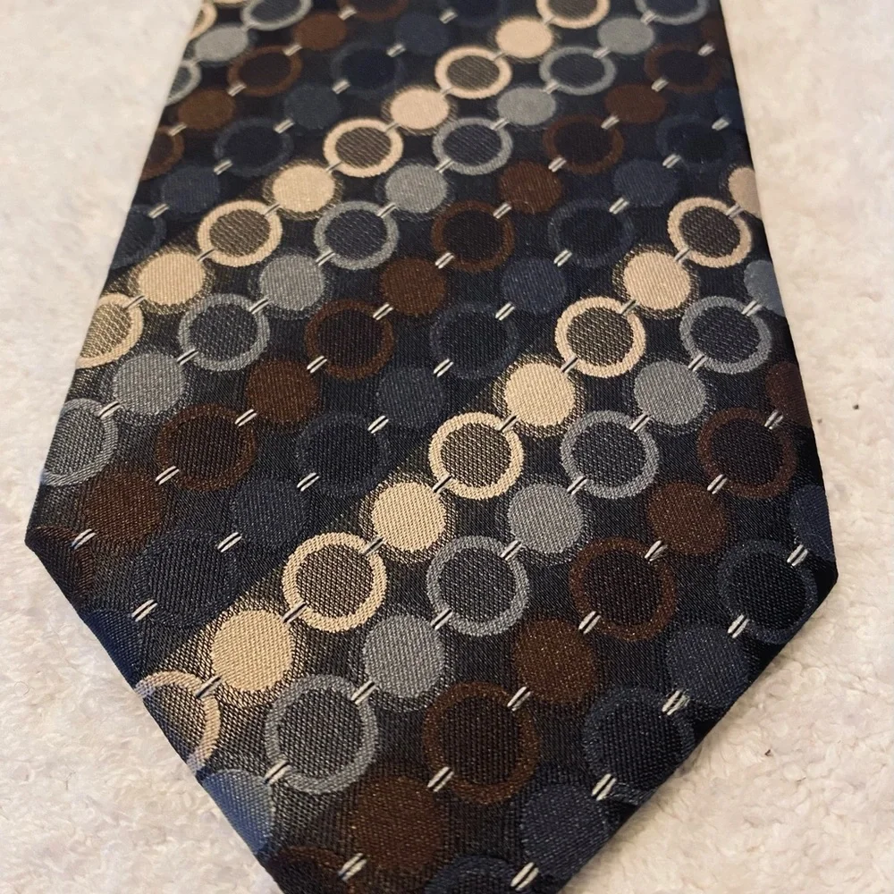 Super Stylish Corporate Tie By JOHN SPARKS - Picture 2 of 5